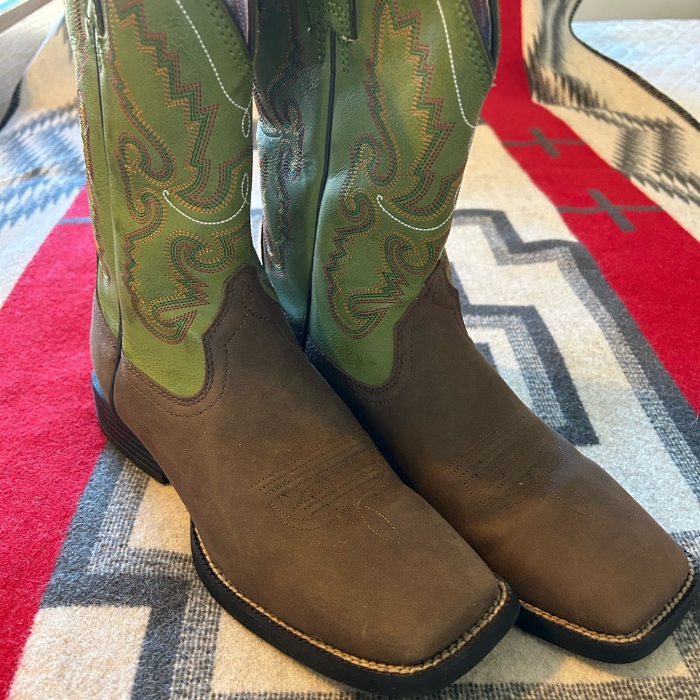 Justin Cowboy Boots